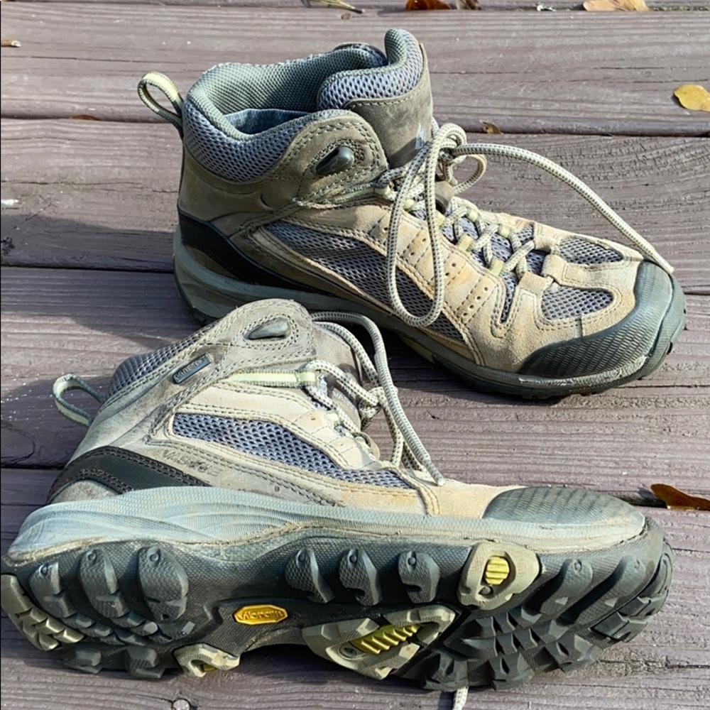 Vasque Gore-Tex women’s hiking boots